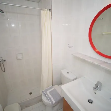 Apart Otel Lenaki